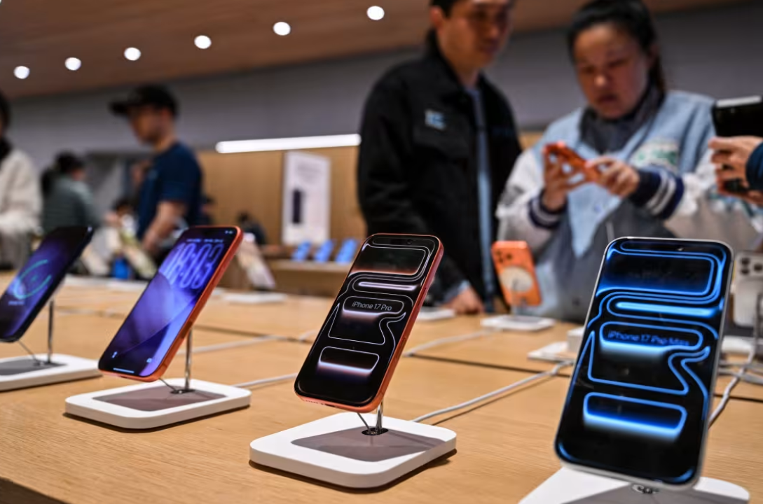 Apple,_Best_Buy_and_Lululemon_CEO_changes_mark_a_new_corporate_era