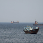 Gold_falls_as_renewed_Hormuz_tension_lifts_oil_and_revives_inflation
