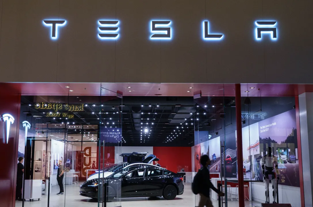 Tesla_SpaceX_merger_speculation_grows_as_Walter_Isaacson_says_Musk