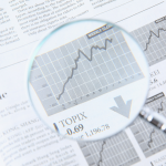 Platinum Stocks Fall as Warehouse Draws Deepen