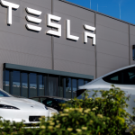 Tesla Short Bets Build as Earnings Pressure Mounts
